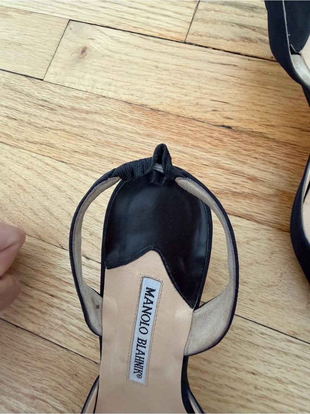 Manolo Blahnik Carolynne Kitten-Heel Halter Pump - Picture 3 of 6